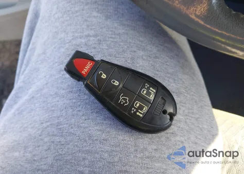 2009 Chrysler Town & Country Touring z USA, uszkodzony, nr VIN 2A8HR54159R604244